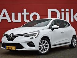 Wit Gebruikt 2022 Renault Clio V Intens Hatchback | € 12.900 (Eerlijke prijs)
