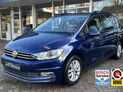 Blauw Gebruikt 2015 VW Touran Comfortline MPV | € 14.800 (Iets duurder)