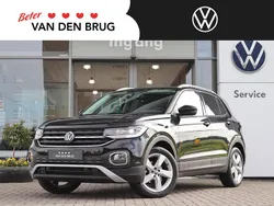 Zwart Gebruikt 2022 VW T-Cross Style SUV | € 27.945 (Eerlijke prijs)