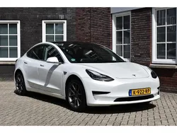 Wit Gebruikt 2020 Tesla Model 3 Standard Range Sedan | € 19.600 (Goede deal)