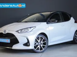 Wit, metallic lak Gebruikt 2021 Toyota Yaris Edition Hatchback | € 20.495 (Eerlijke prijs)