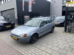 Grijs Gebruikt 1997 Toyota Starlet Hatchback | € 999 (Goede deal)