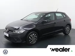 Zwart Gebruikt 2022 VW Polo Life Hatchback | € 20.440 (Eerlijke prijs)