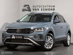 Blauw Gebruikt 2022 VW T-Roc Style SUV | € 25.999 (Goede deal)