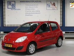 Rood Gebruikt 2008 Renault Twingo Authentique Hatchback | € 2.450 (Goede deal)