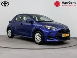 Blauw Gebruikt 2024 Toyota Yaris Active Hatchback | € 21.499 (Eerlijke prijs)