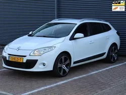 Wit, metallic lak Gebruikt 2010 Renault Mégane GrandTour Expression Stationwagen | € 3.895 (Eerlijke prijs)