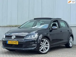 Zwart Gebruikt 2012 VW Golf VII Highline Hatchback | € 13.995 (Duur)