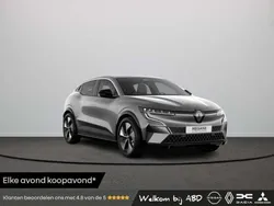 Grijs Nieuw 2025 Renault Mégane Komfort SUV | € 37.815 (Eerlijke prijs)