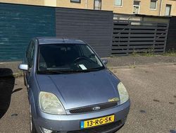 Blauw Gebruikt 2005 Ford Fiesta Futura Hatchback | € 750 (Goede deal)