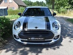 Wit (metallic) Gebruikt 2019 Mini Cooper Clubman Stationwagen | € 16.780 (Super prijs)