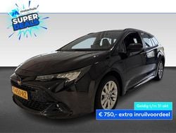 Zwart Gebruikt 2023 Toyota Corolla Active Stationwagen | € 27.440