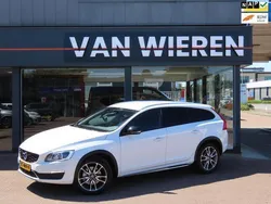 Wit Gebruikt 2019 Volvo V60 CC Stationwagen | € 23.950 (Super prijs)
