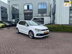 Wit Gebruikt 2017 VW Polo Comfortline Hatchback | € 10.495 (Iets duurder)