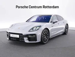 Ijsgrijs metallic Gebruikt 2024 Porsche Panamera 4 Sedan | € 164.900