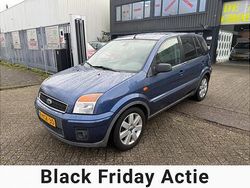 Blauw (metallic) Gebruikt 2006 Ford Fusion Trend MPV | € 1.750 (Goede deal)