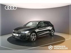 Zwart Nieuw 2025 Audi A1 Sportback Ambiente Hatchback | € 34.093 (Eerlijke prijs)