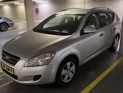 Grijs Gebruikt 2009 Kia Ceed MPV | € 2.950 (Eerlijke prijs)