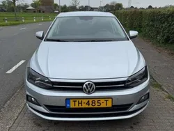 Grijs Gebruikt 2018 VW Polo Comfortline Hatchback | € 11.999 (Eerlijke prijs)