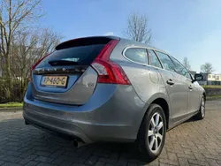 Grijs Gebruikt 2018 Volvo V60 Stationwagen | € 19.995 (Goede deal)