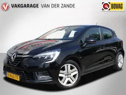 Zwart Gebruikt 2022 Renault Clio V Zen Hatchback | € 13.735 (Eerlijke prijs)