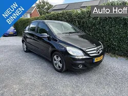 Zwart Gebruikt 2010 Mercedes B160 Business MPV | € 3.745 (Goede deal)