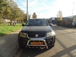 Zwart Gebruikt 2009 Suzuki Grand Vitara Exclusive SUV | € 2.950