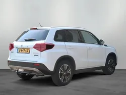 Wit Gebruikt 2024 Suzuki Vitara Style SUV | € 31.899 (Iets duurder)
