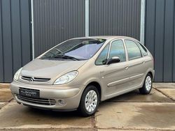 Beige (metallic) Gebruikt 2003 Citroën Xsara Picasso MPV | € 1.950 (Eerlijke prijs)