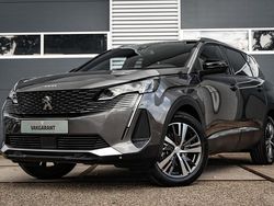 Grijs Gebruikt 2023 Peugeot 5008 Allure MPV | € 27.950 (Eerlijke prijs)