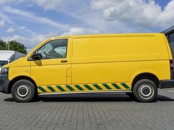 Geel Gebruikt 2015 VW T6 Van | € 4.950