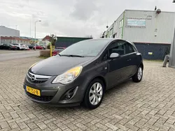 Grijs Gebruikt 2012 Opel Corsa Edition Hatchback | € 3.500 (Eerlijke prijs)
