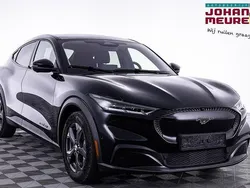Zwart Gebruikt 2022 Ford Mustang Mach-E SUV | € 36.900 (Eerlijke prijs)
