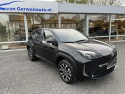 Zwart Gebruikt 2022 Toyota Yaris SUV | € 26.955