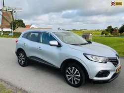 Grijs Gebruikt 2022 Renault Kadjar Equilibre SUV | € 23.950 (Eerlijke prijs)