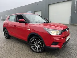 Rood Gebruikt 2016 Ssangyong Tivoli Stationwagen | € 9.450