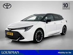 Wit, metallic lak Gebruikt 2023 Toyota Corolla Sport Stationwagen | € 30.745 (Eerlijke prijs)