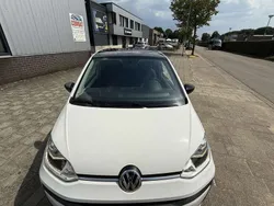 Wit Gebruikt 2017 VW up! Sound Hatchback | € 6.950 (Eerlijke prijs)