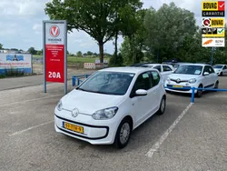 Wit Gebruikt 2012 VW up! move up! Hatchback | € 5.250 (Eerlijke prijs)