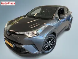 Grijs Gebruikt 2018 Toyota C-HR SUV | € 22.950 (Iets duurder)