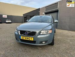 Blauw (metallic) Gebruikt 2011 Volvo V50 Business Edition Stationwagen | € 3.450 (Eerlijke prijs)