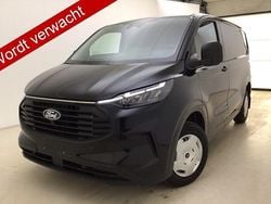 Zwart Gebruikt 2024 Ford Transit Custom Trend Van | € 26.750 (Goede deal)