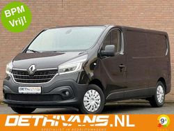 Zwart Gebruikt 2020 Renault Trafic Van | € 16.850 (Eerlijke prijs)