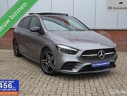 Grijs Gebruikt 2023 Mercedes B180 AMG line MPV | € 34.450