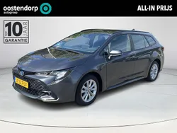 Grijs Gebruikt 2023 Toyota Corolla Hybrid Active Stationwagen | € 27.900