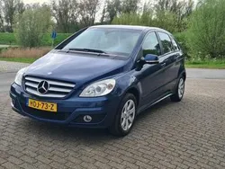 Blauw Gebruikt 2011 Mercedes B160 Business MPV | € 5.950 (Eerlijke prijs)