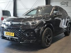 Zwart Gebruikt 2024 VW Tiguan R-line SUV | € 57.900