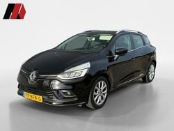 Zwart Gebruikt 2017 Renault Clio GrandTour Intens Stationwagen | € 8.495 (Eerlijke prijs)