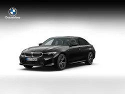 Zwart Nieuw 2025 BMW 330e Sedan | € 65.449 (Eerlijke prijs)