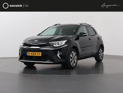 Zwart, metallic lak Gebruikt 2021 Kia Stonic SUV | € 18.335 (Eerlijke prijs)